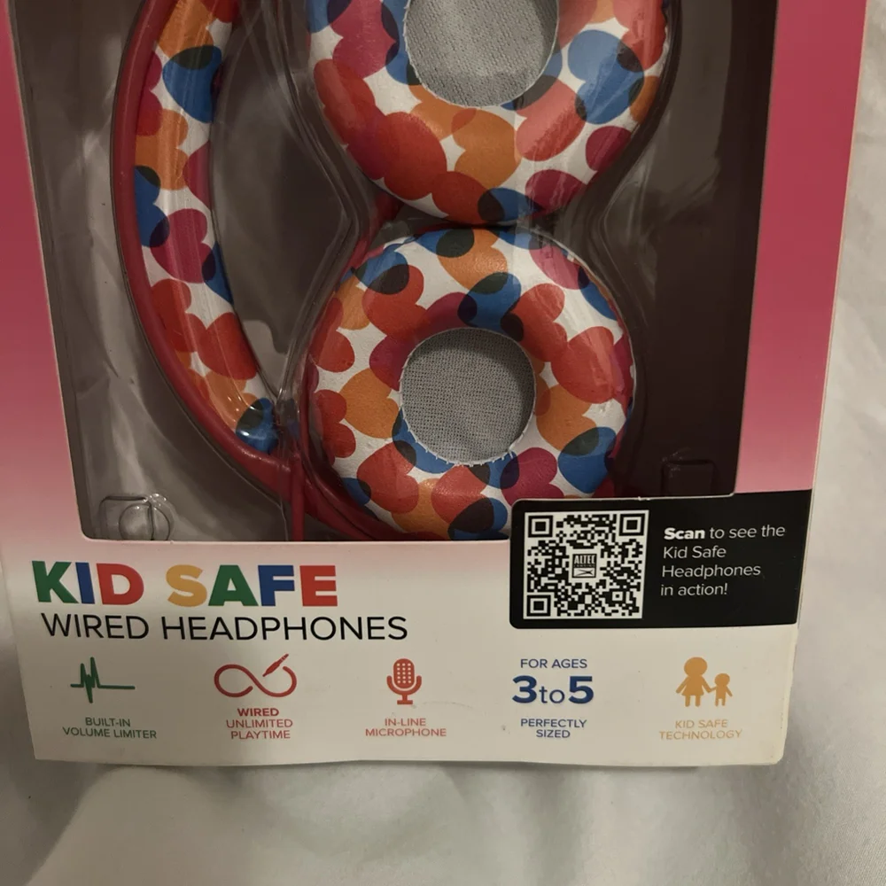 Altec Wired Kid Safe Headphones Built-In Volume Limiter Pink Headset Ages 3-5
